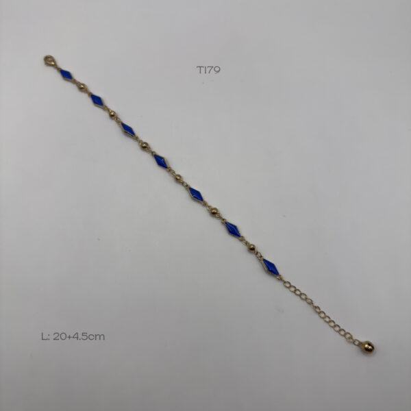 T179